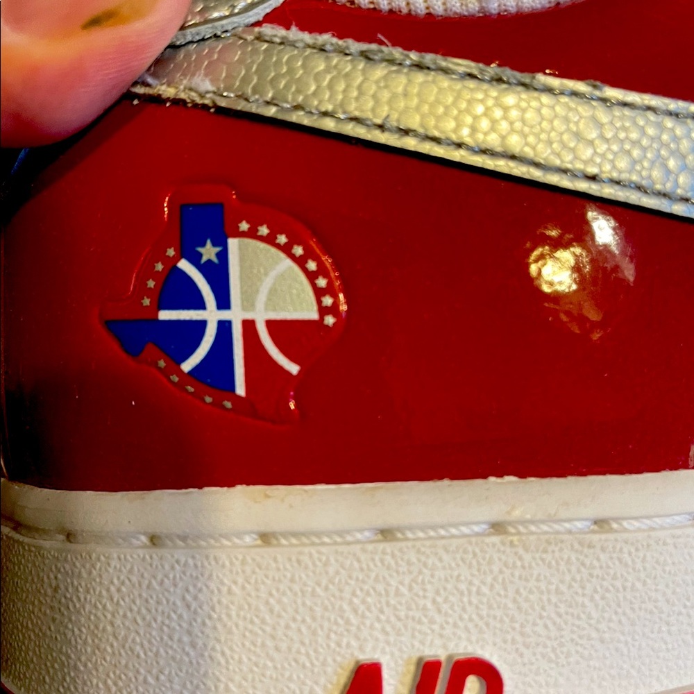 RARE NIKE AIR FORCE 1 TEXAS EDITION NEW IN BOX
